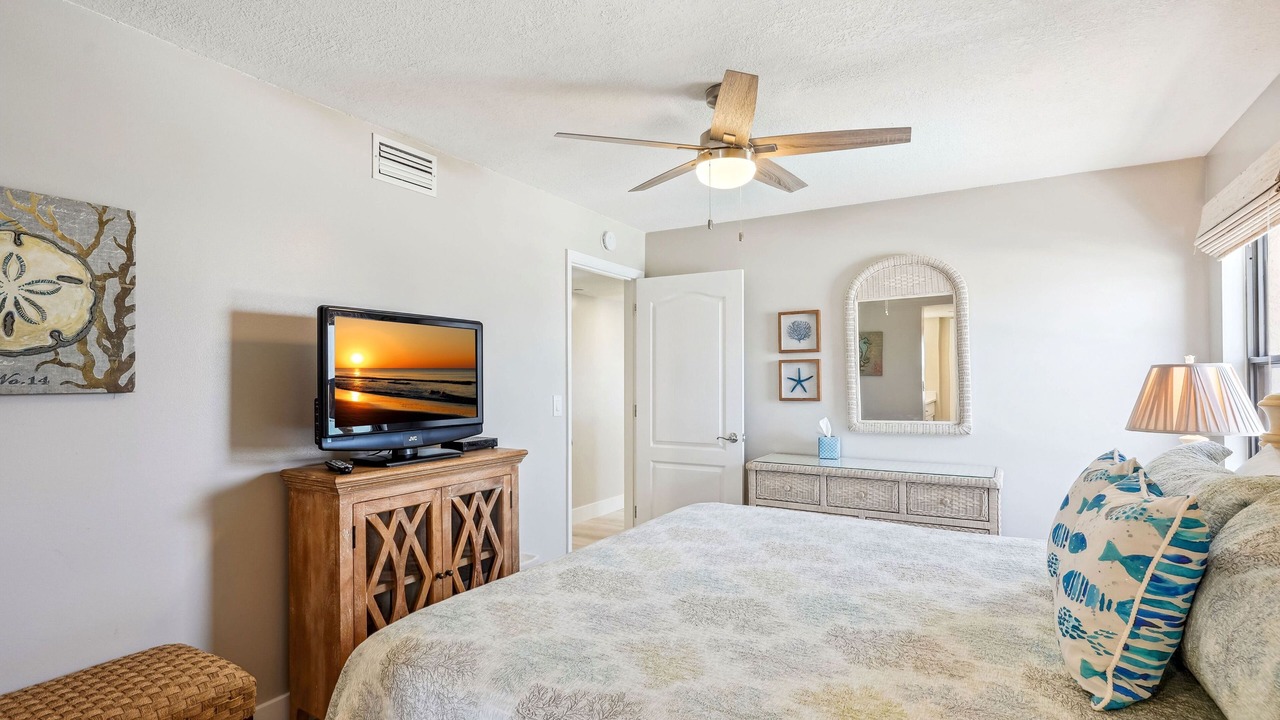Photo of Bedroom in North Redington Beach