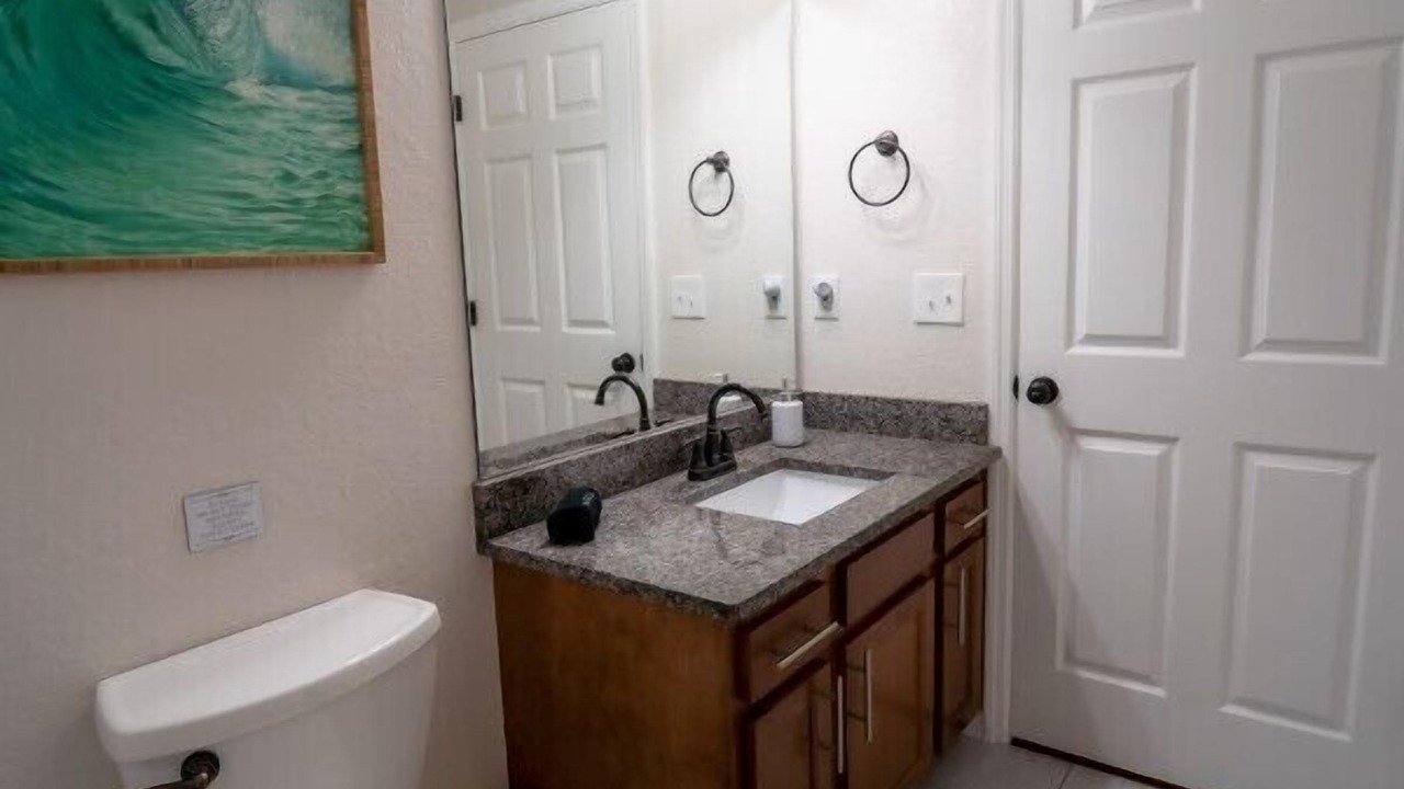 Photo of Bathroom in Temple Crest