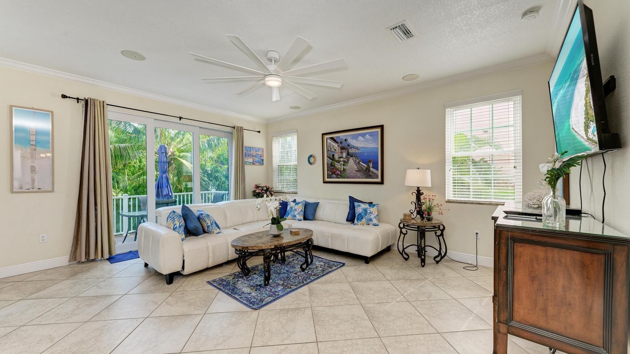 Photo of Livingroom in Anna Maria