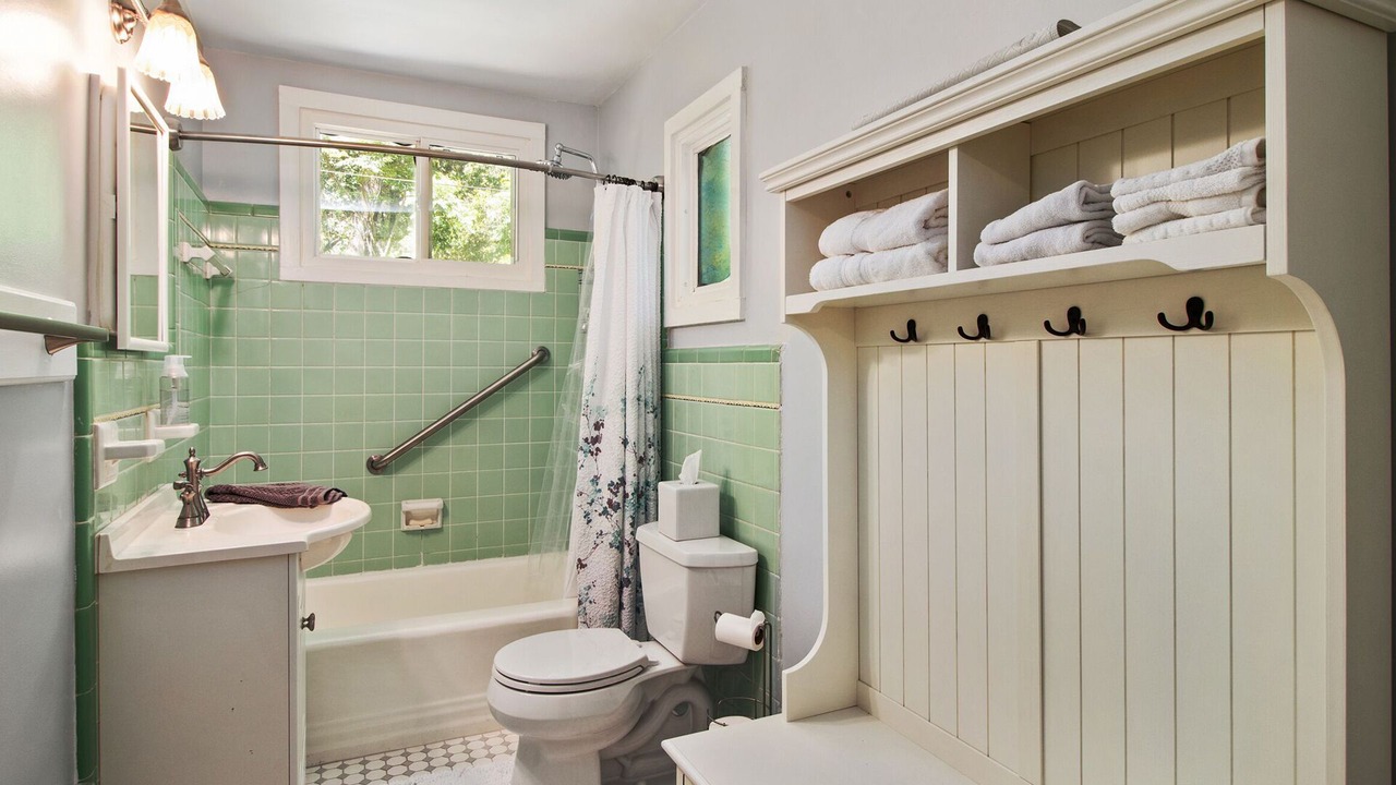 Photo of Bathroom in Gainesville