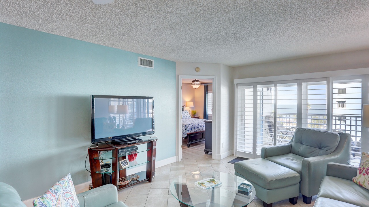 Photo of Livingroom in Indian Shores