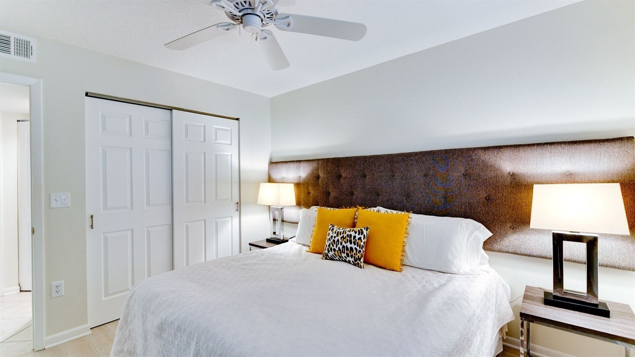 Photo of Bedroom in Trailer Estates
