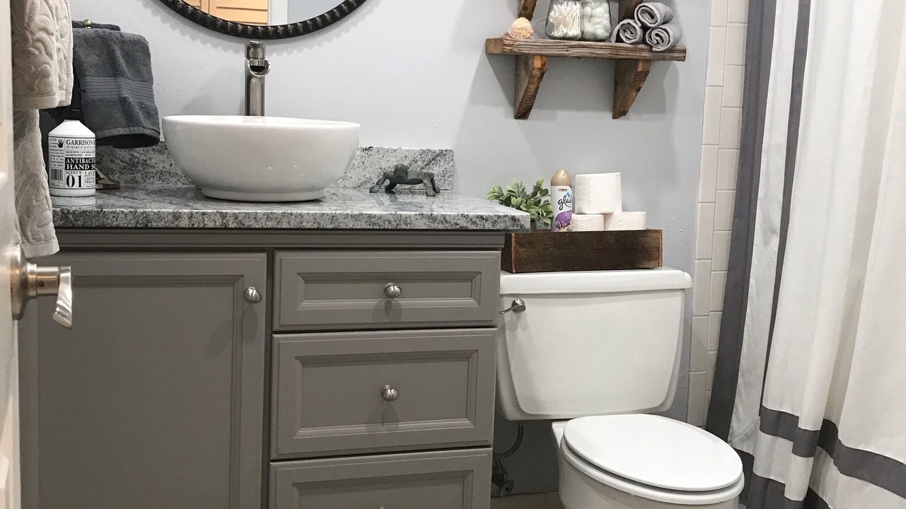 Photo of Bathroom in Sand Key