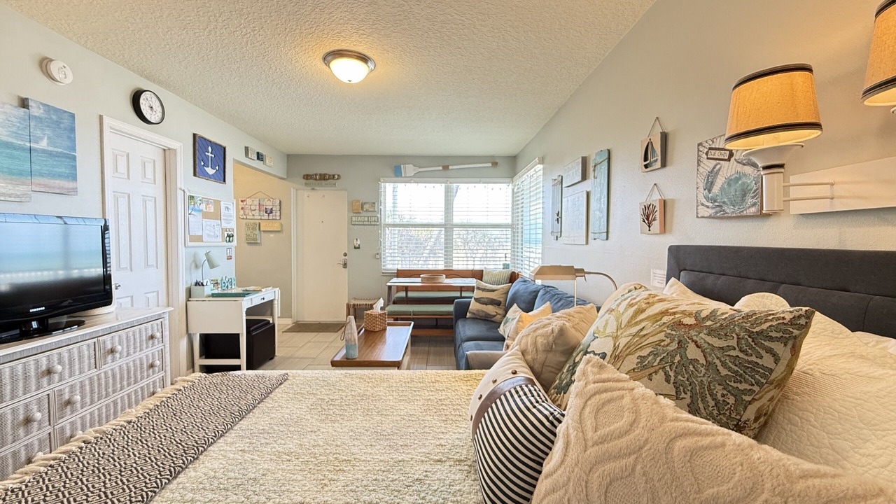 Photo of Bedroom in Lenox Park
