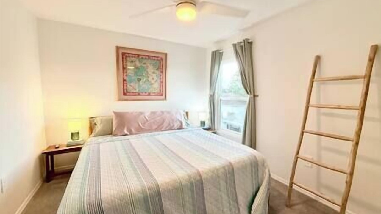 Photo of Bedroom in Newtown