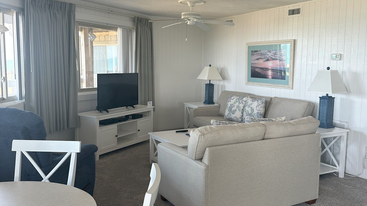Photo of Livingroom in Kill Devil Hills