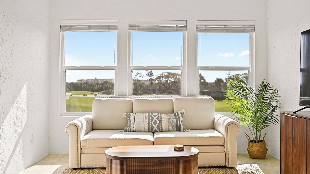 Photo of Livingroom in Sawgrass