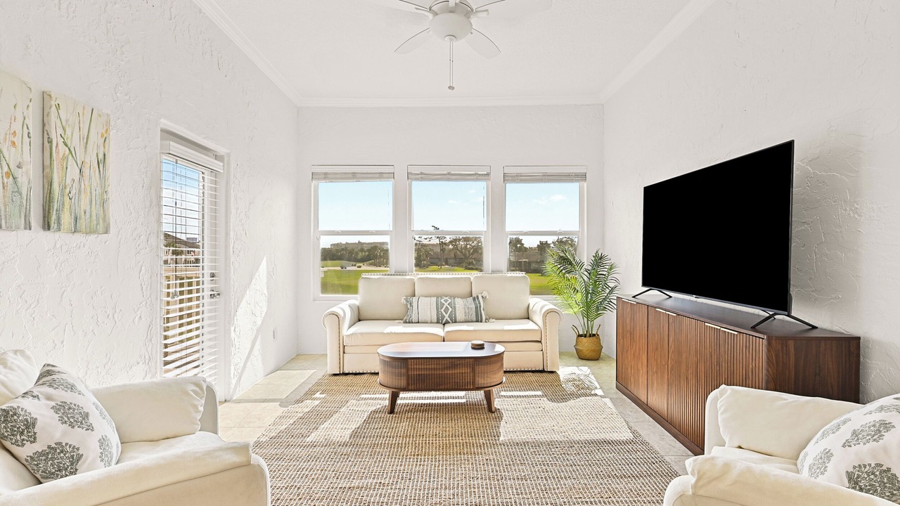 Photo of Livingroom in Sawgrass