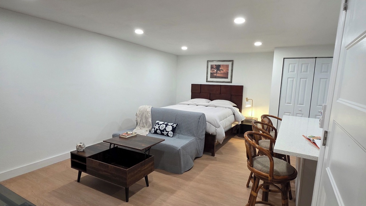 Photo of Bedroom in Holiday Lake Estates