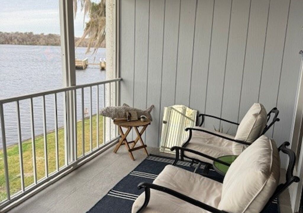 Photo of Patio Balcony in Welaka