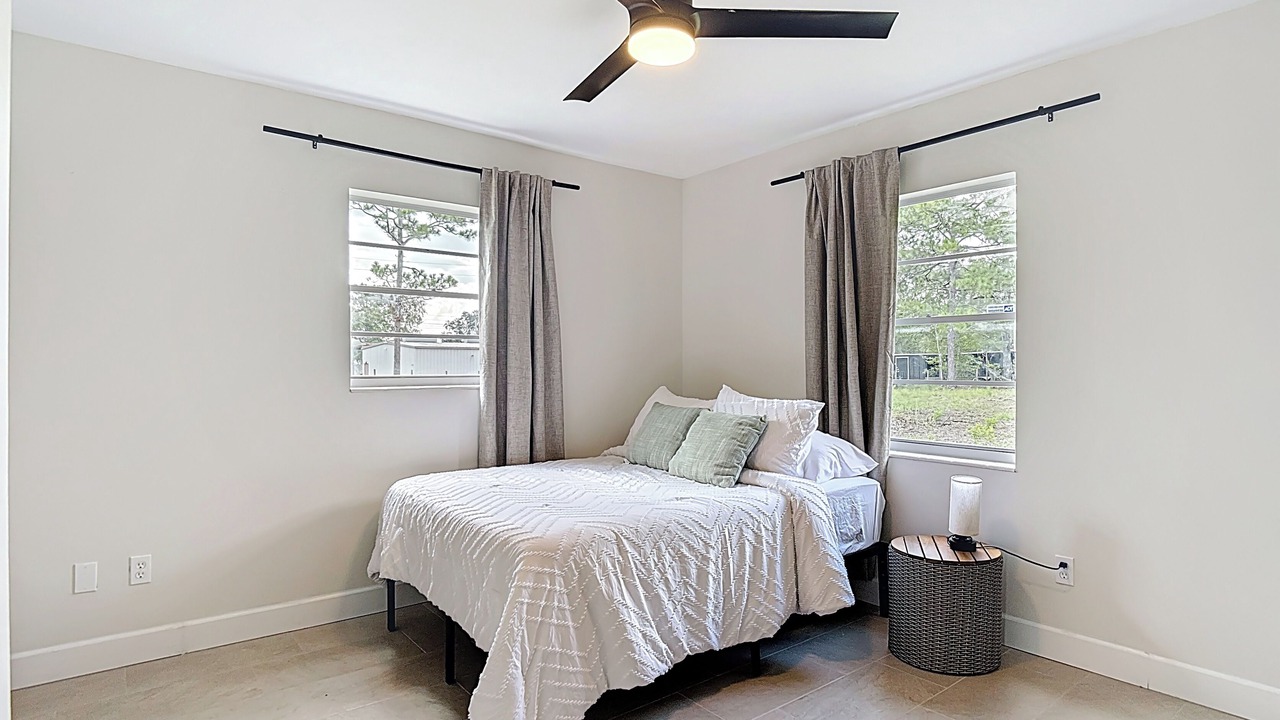 Photo of Bedroom in Brooksville