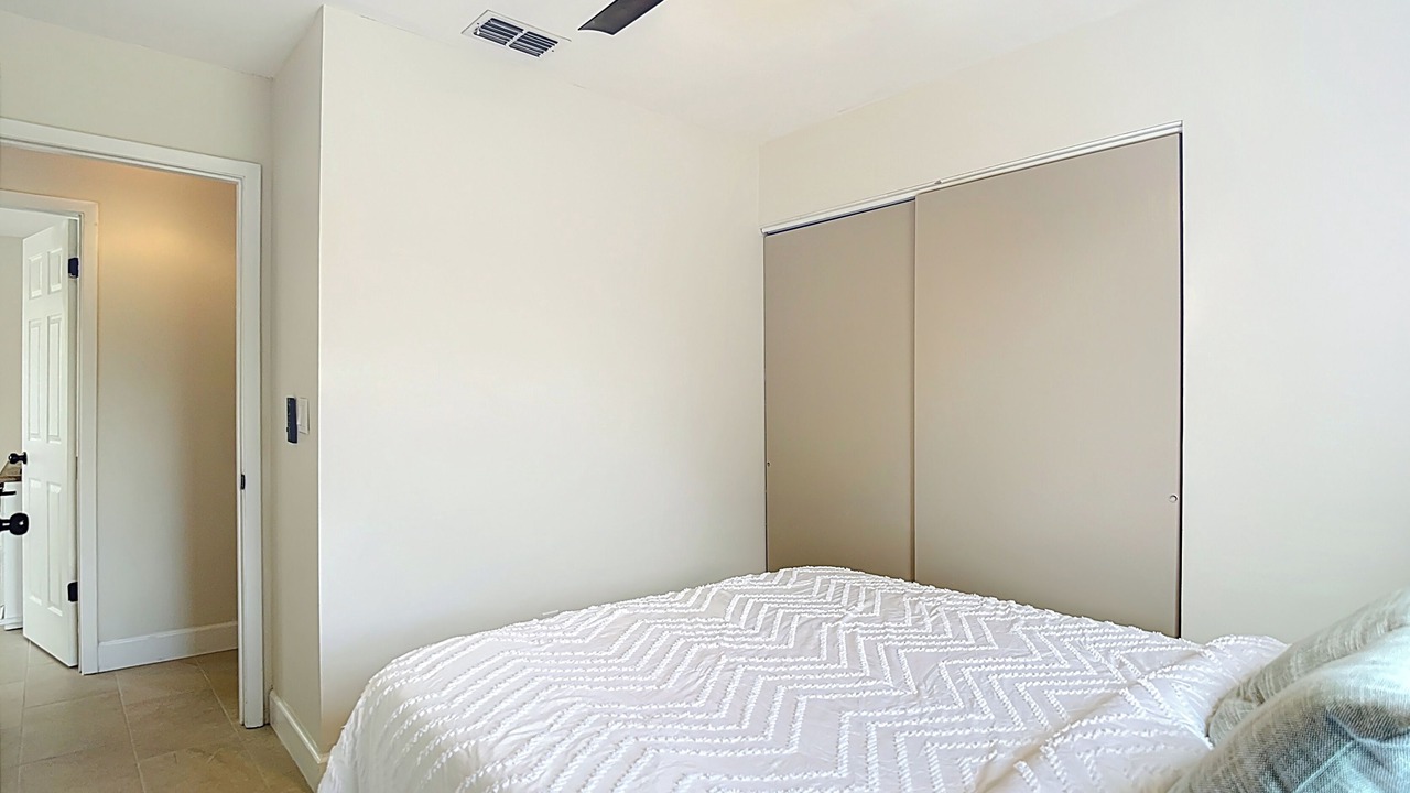Photo of Bedroom in Brooksville