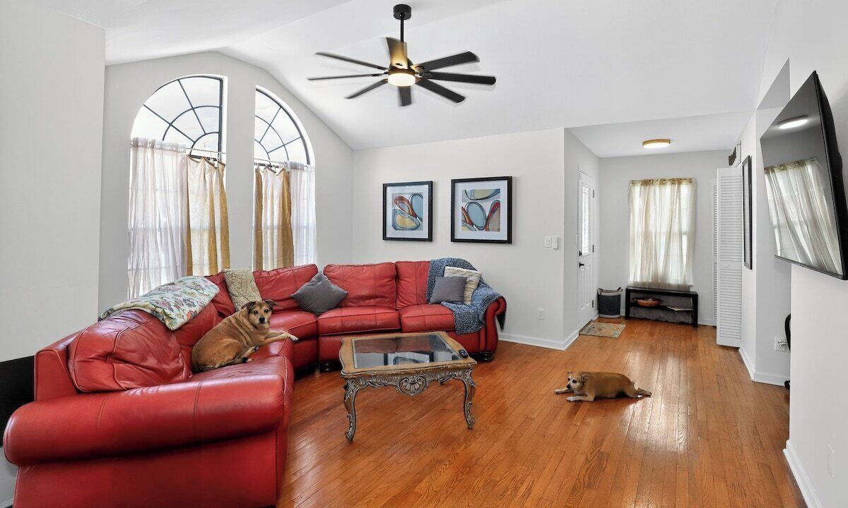 Photo of Livingroom in Ozona