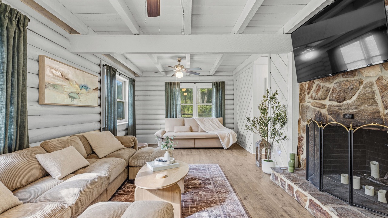 Photo of Livingroom in High Springs
