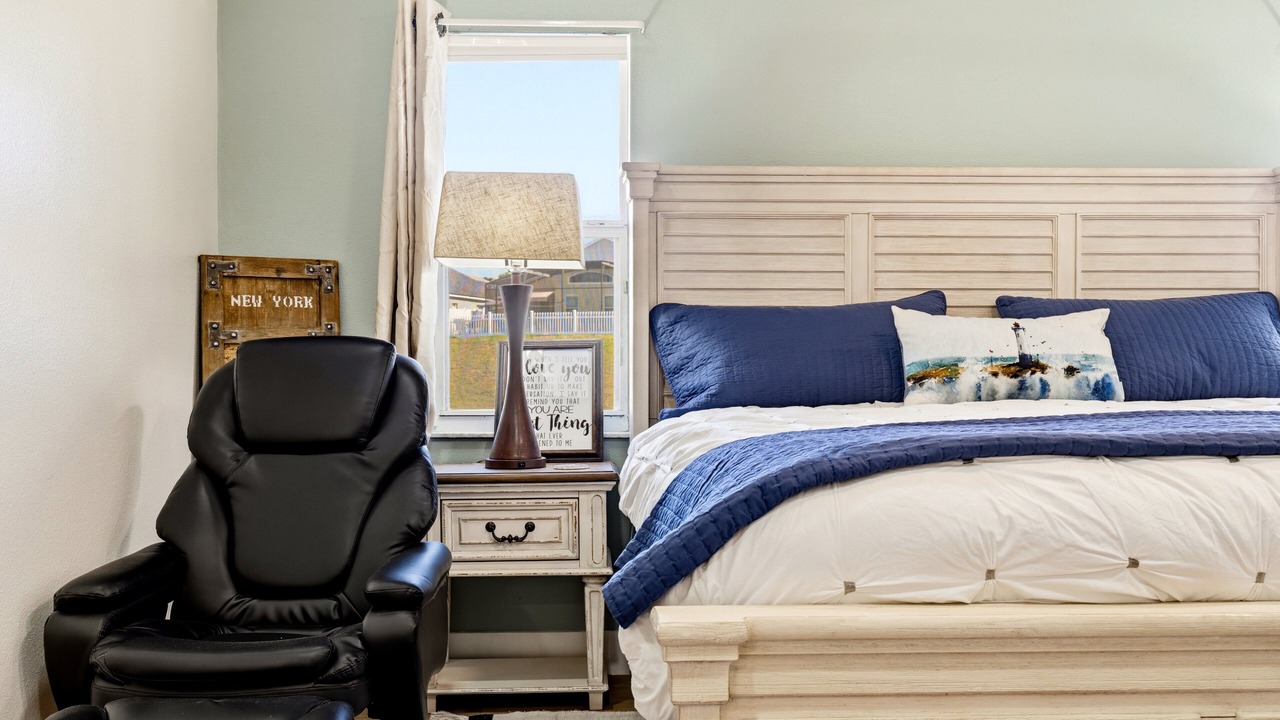 Photo of Bedroom in Tuscan Ridge