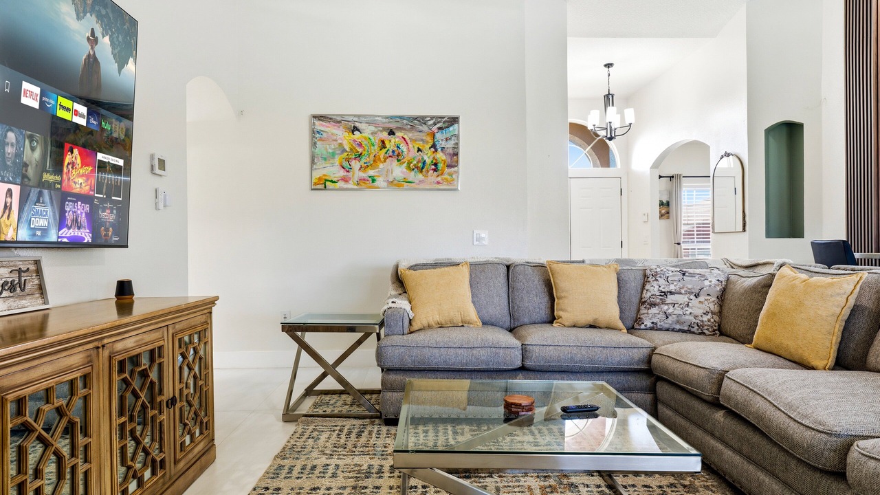 Photo of Livingroom in Tuscan Ridge