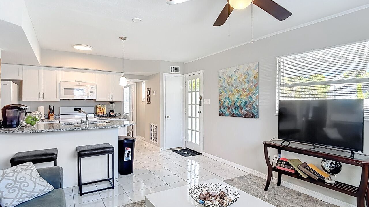 Photo of Livingroom in Tampa