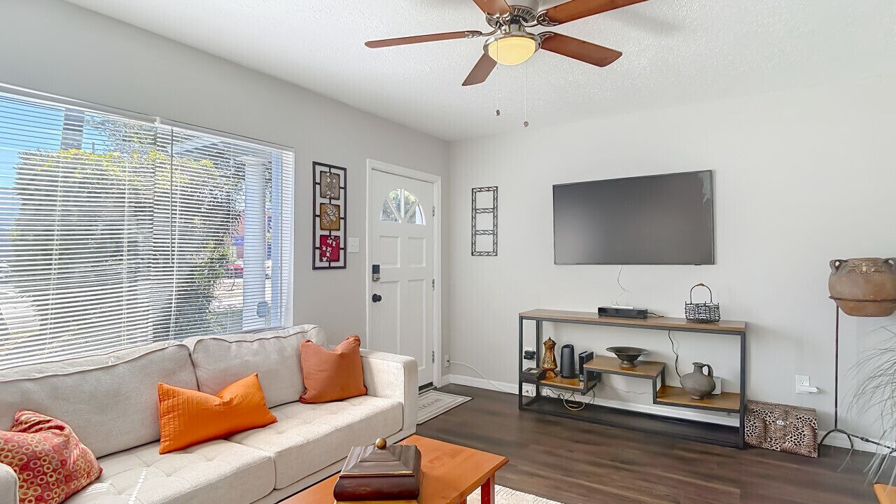 Photo of Livingroom in Tampa