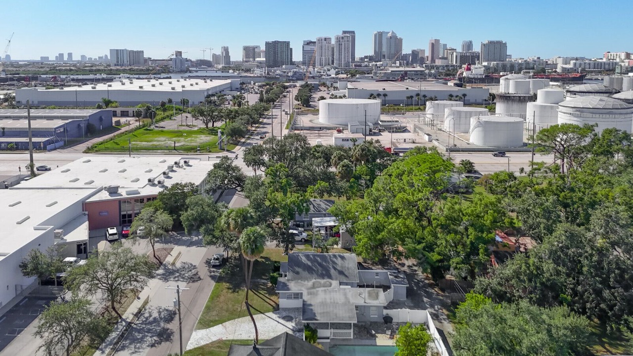 Photo of Outdoor in Tampa