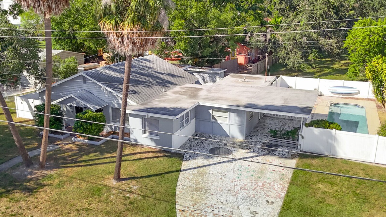 Photo of Outdoor in Tampa