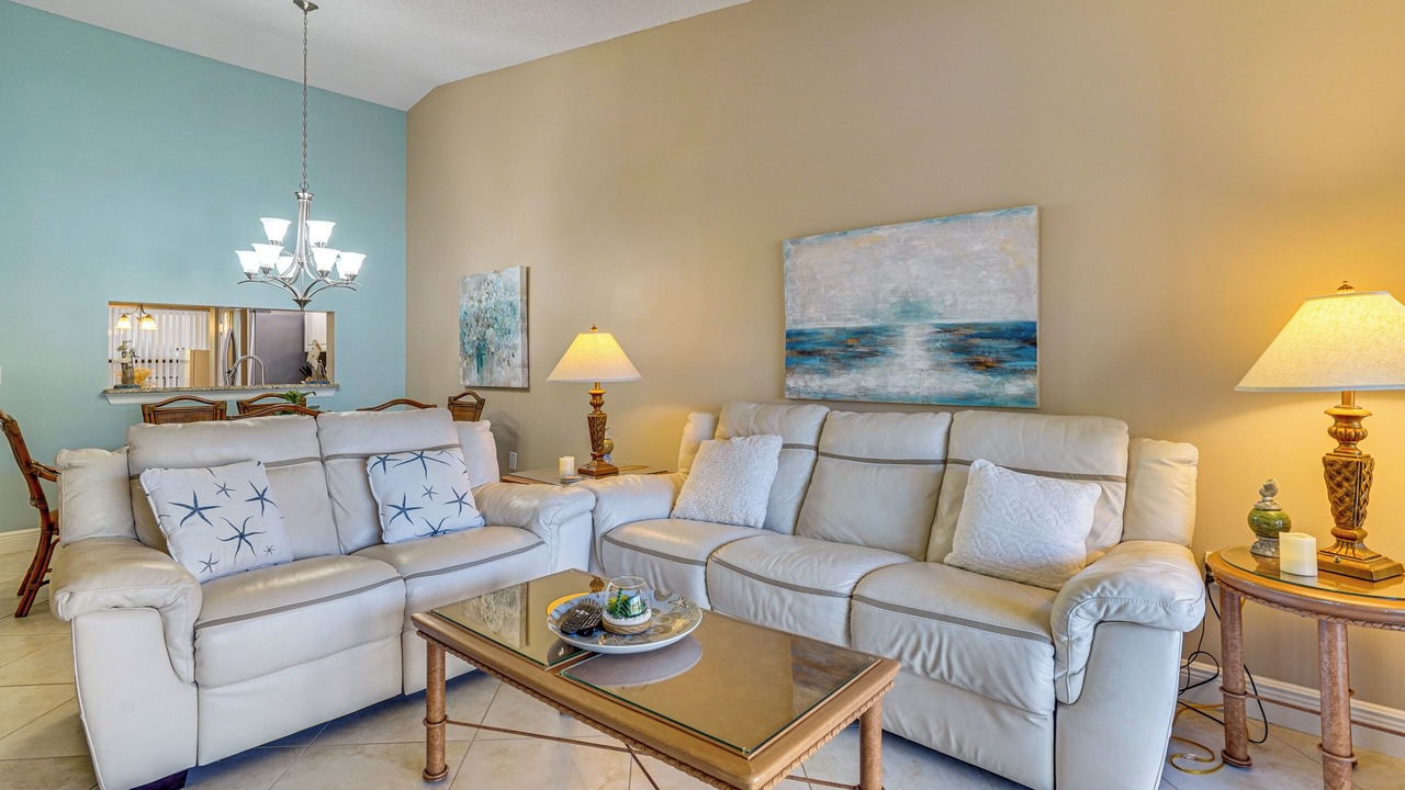 Photo of Livingroom in Trailer Estates