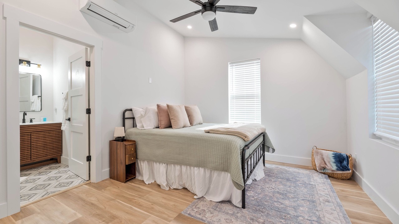 Photo of Bedroom in Folkston