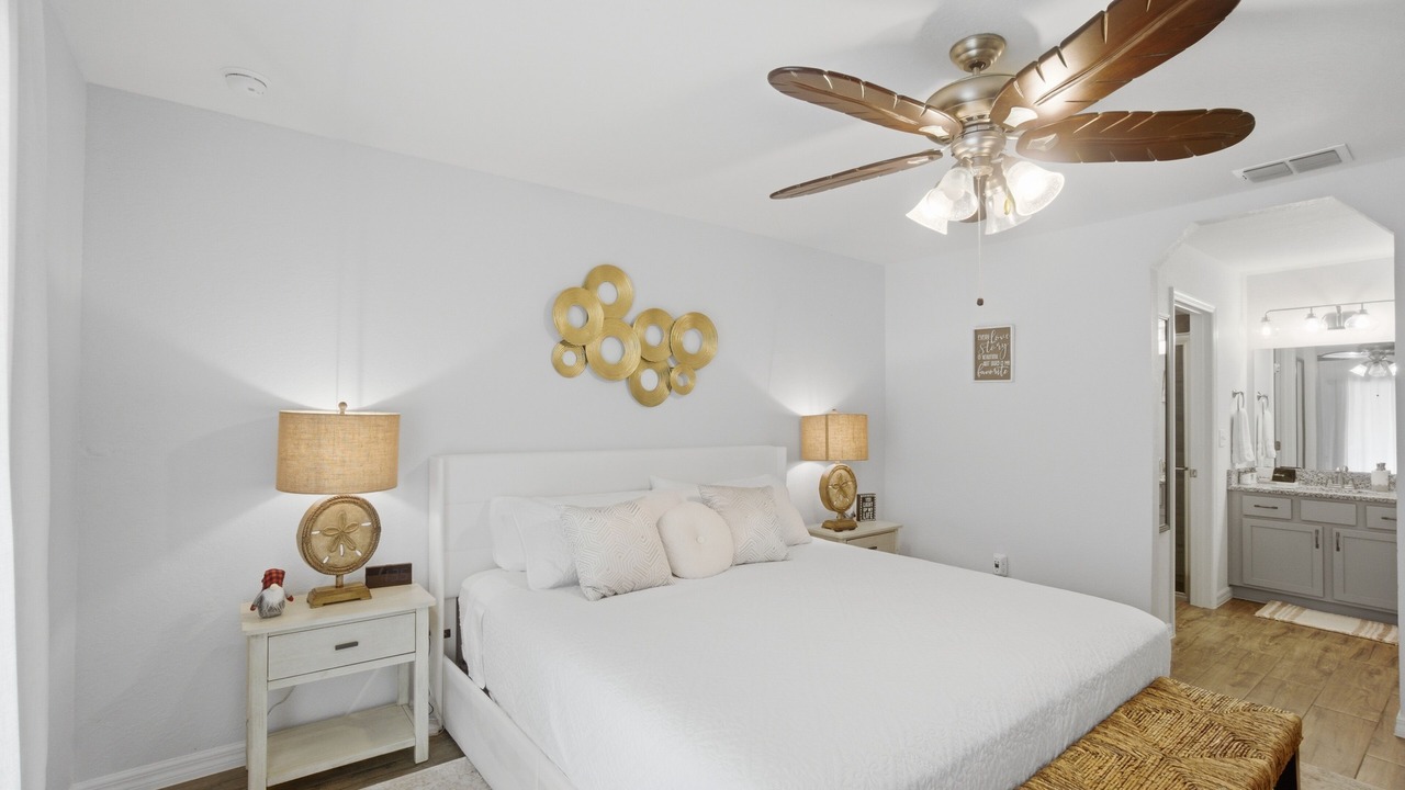 Photo of Bedroom in Dunnellon