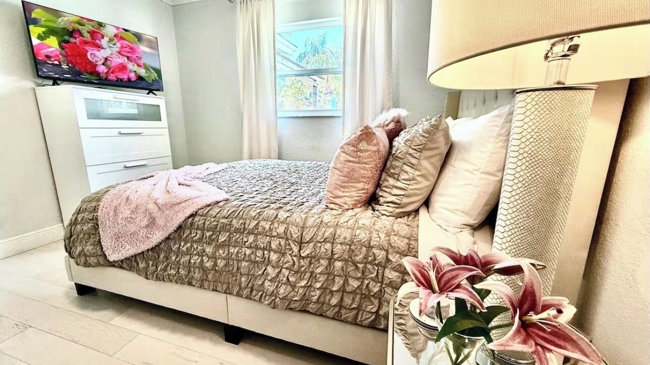 Photo of Bedroom in Bearss Plaza