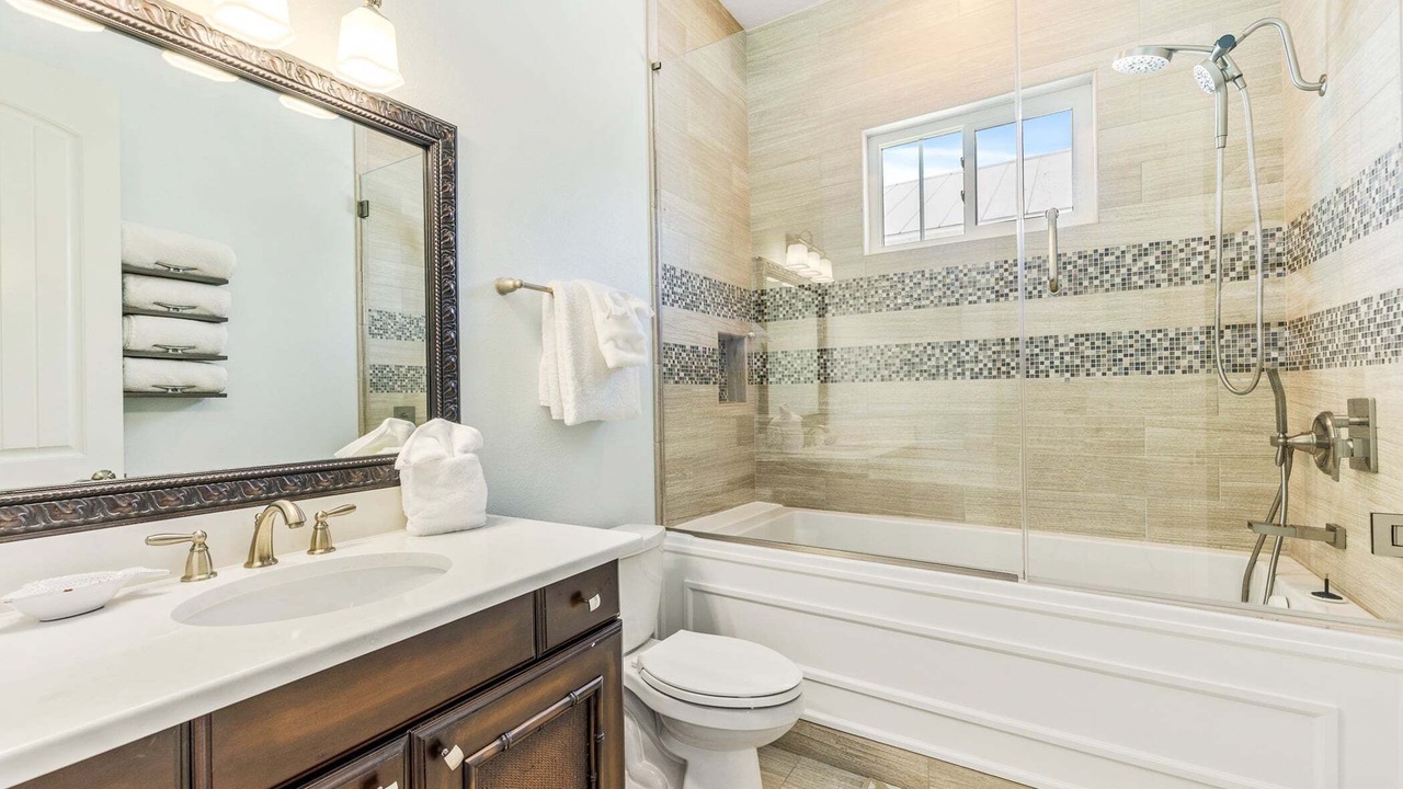 Photo of Bathroom in North Causeway
