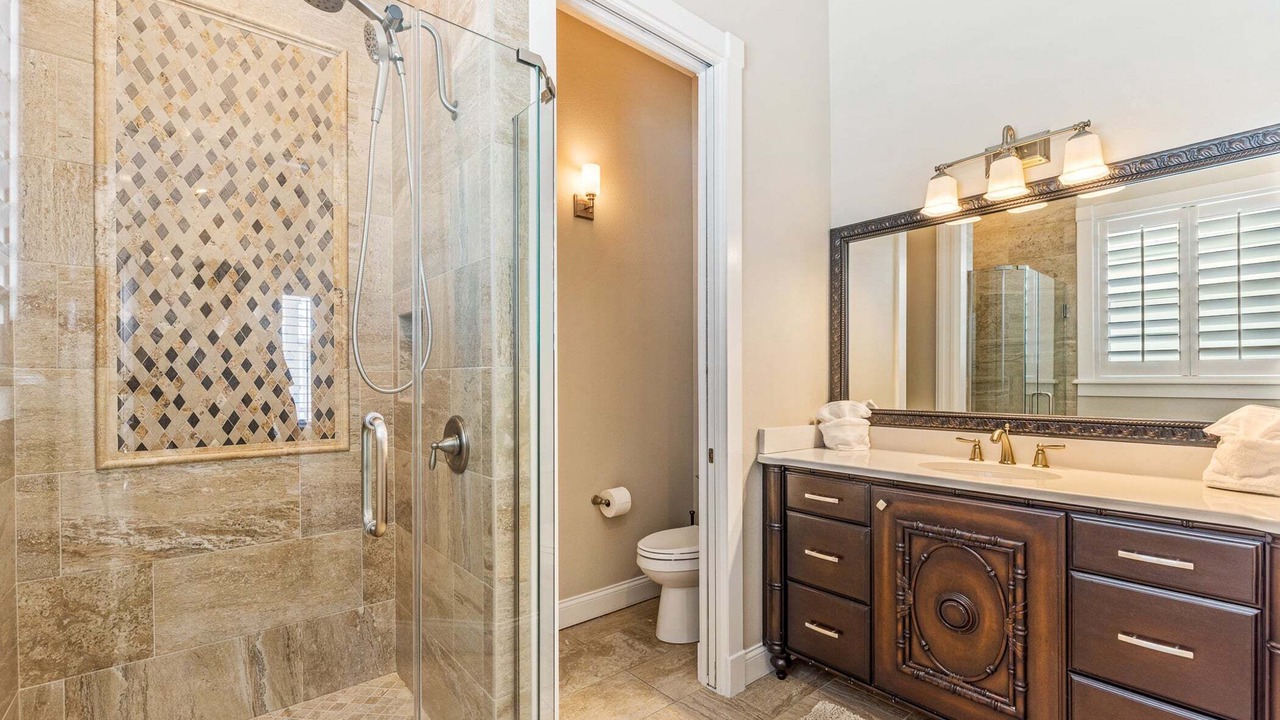 Photo of Bathroom in North Causeway