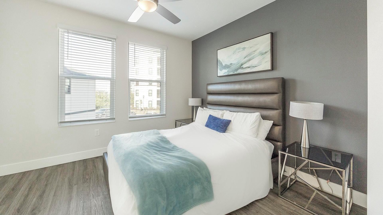 Photo of Bedroom in Port Tampa City