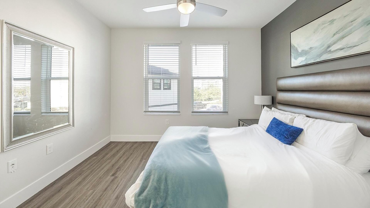 Photo of Bedroom in Port Tampa City