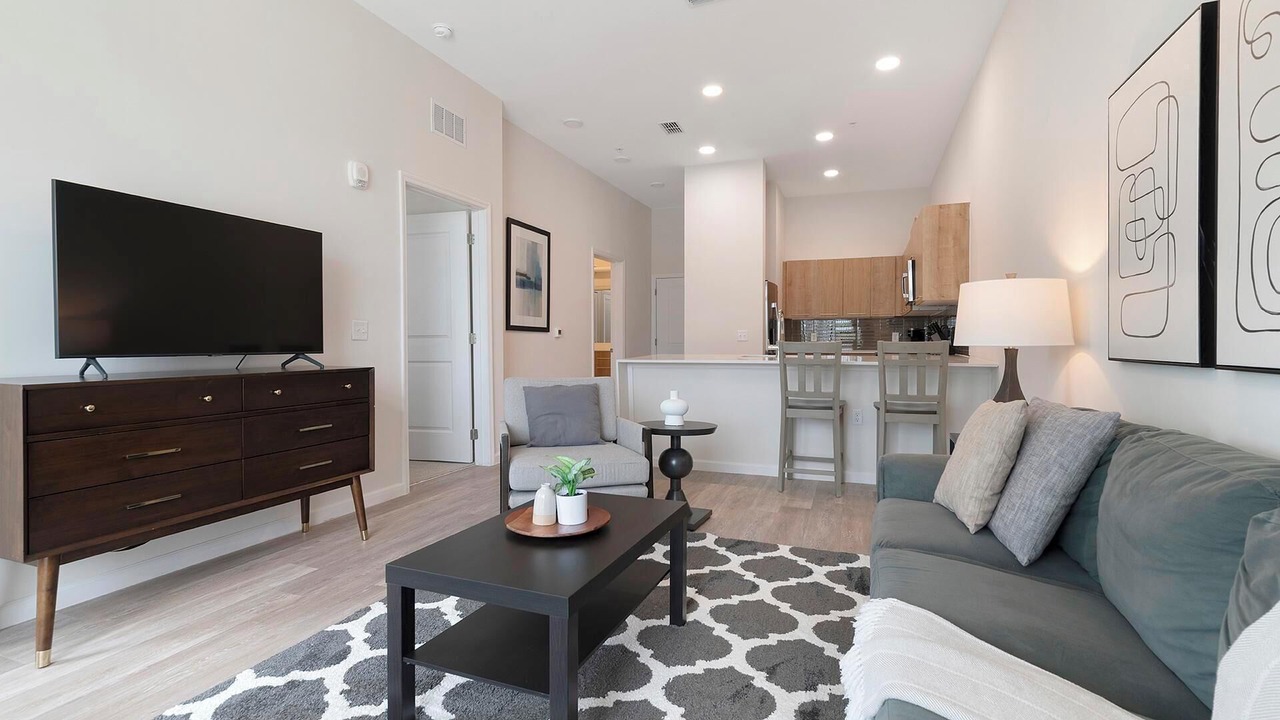 Photo of Livingroom in Florida Center