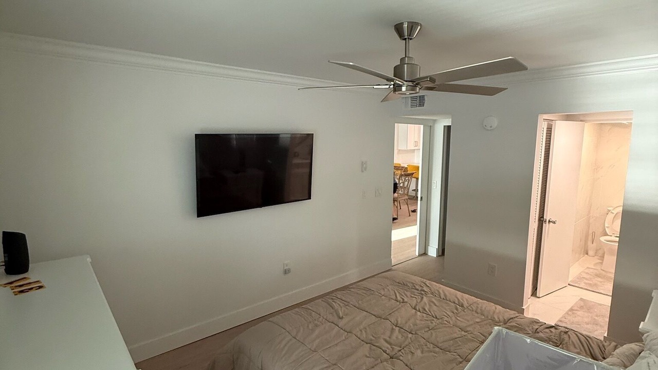 Photo of Bedroom in Bal Harbour