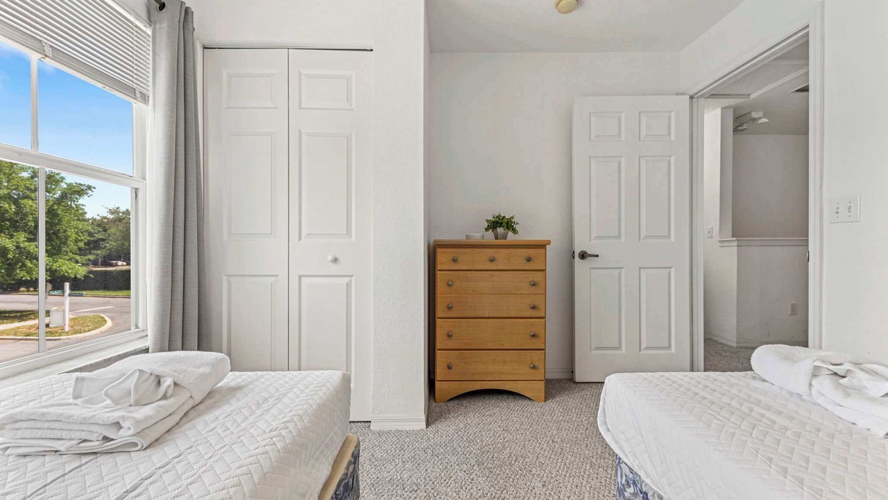 Photo of Bedroom in Venetian Bay Villages