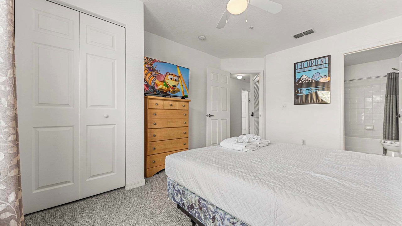 Photo of Bedroom in Venetian Bay Villages