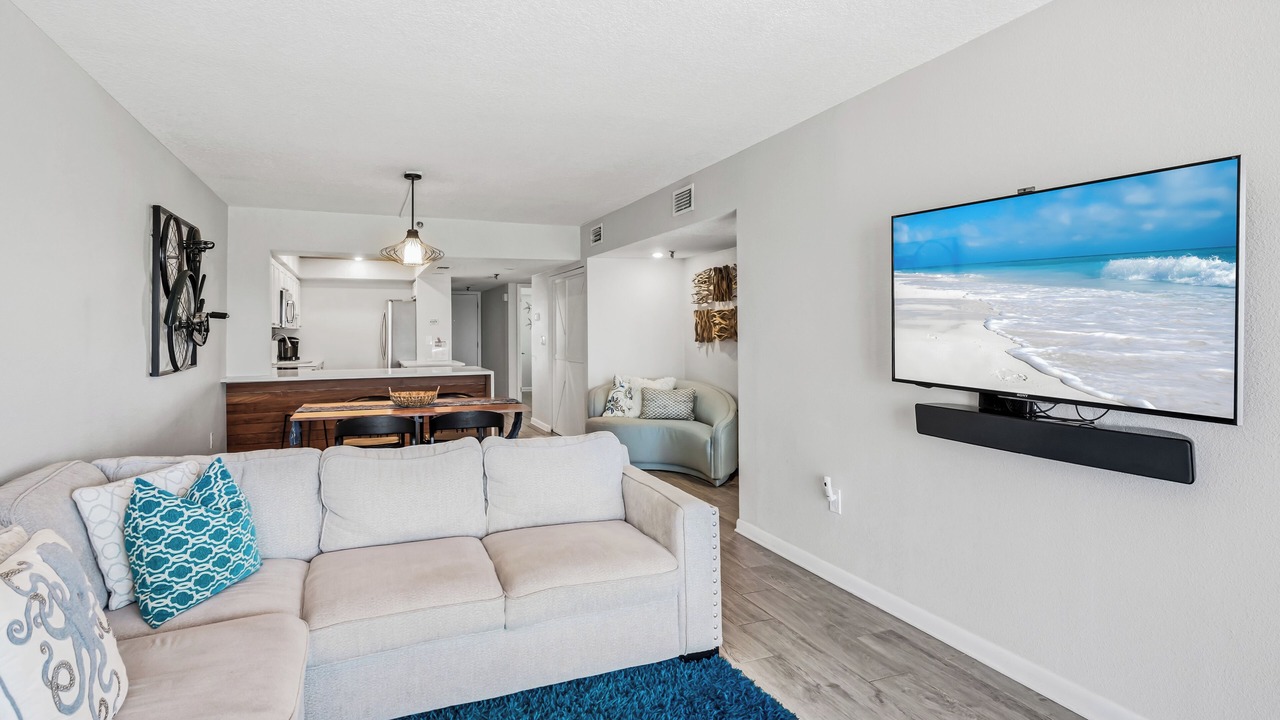 Photo of Livingroom in Madeira Beach