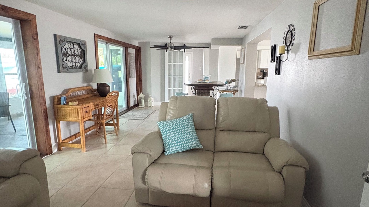 Photo of Livingroom in Sea Ranch On The Gulf