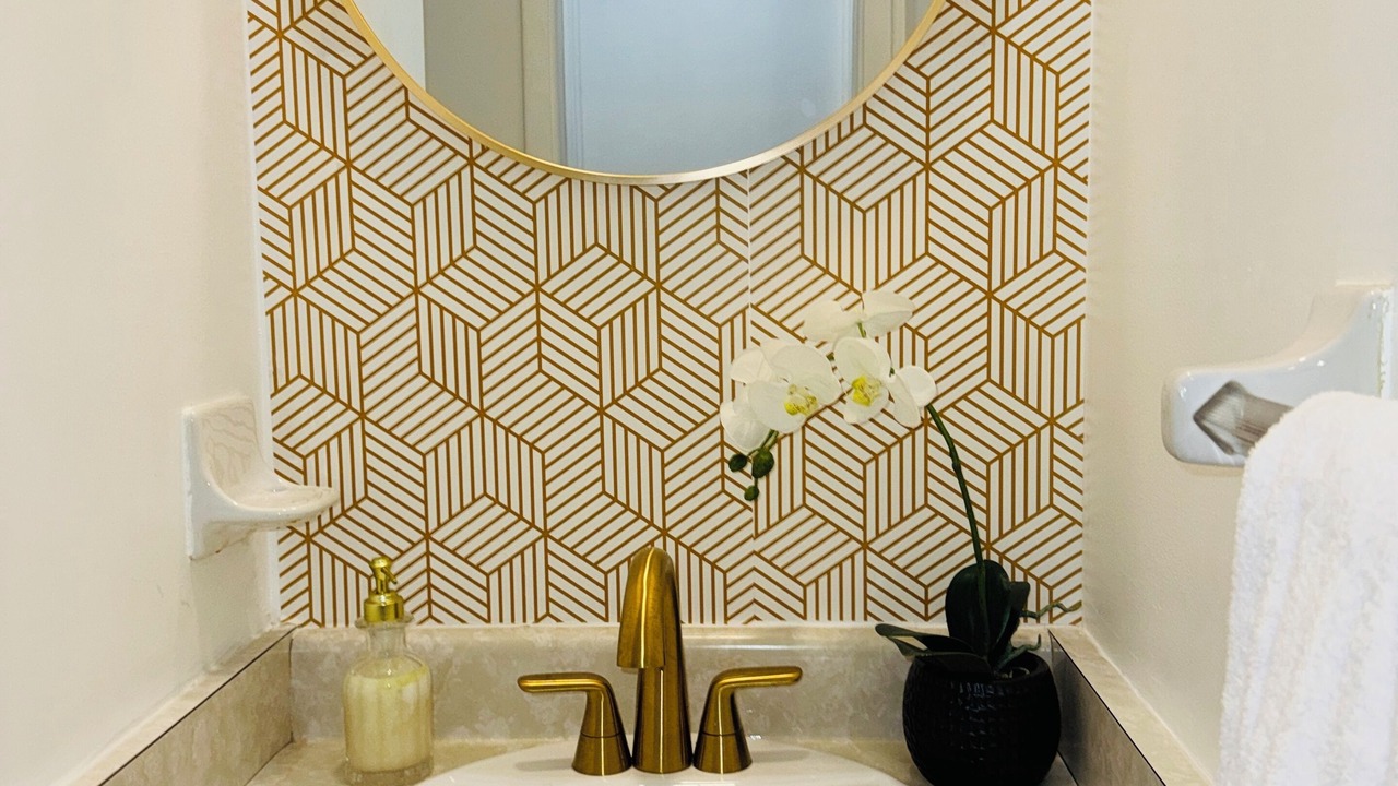 Photo of Bathroom in Bayou Oaks