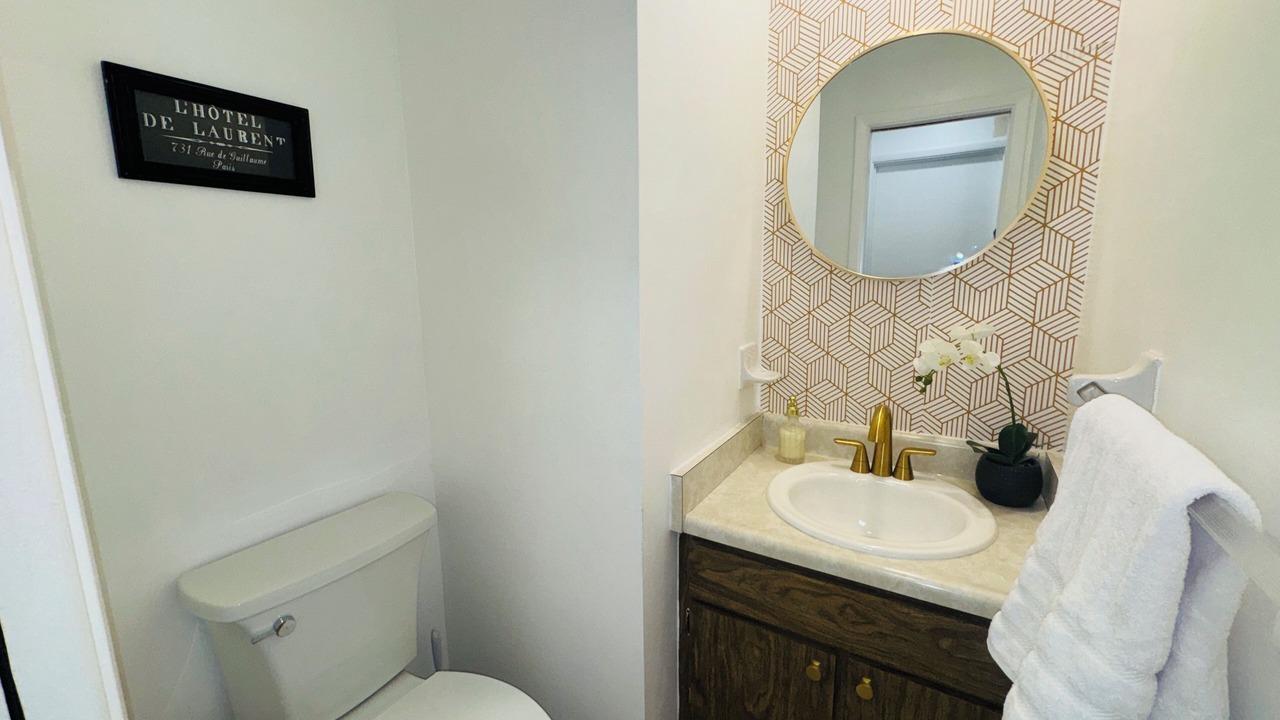 Photo of Bathroom in Bayou Oaks
