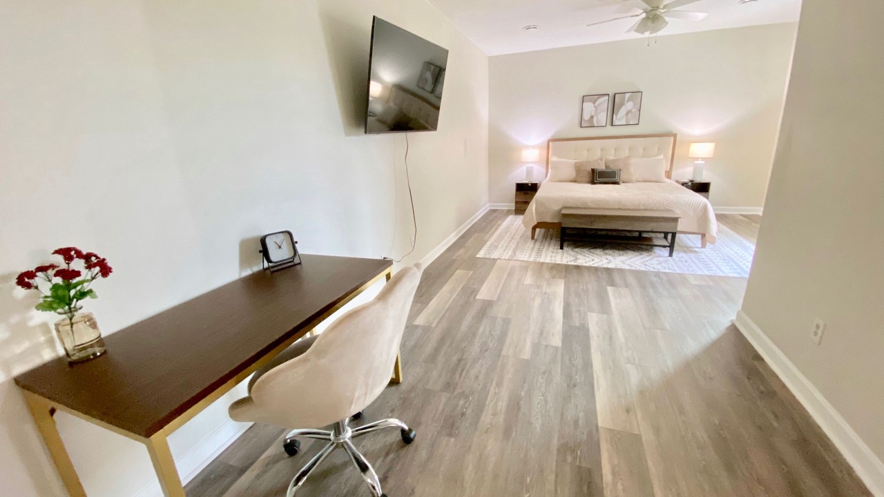 Photo of Bedroom in Greenville Downtown