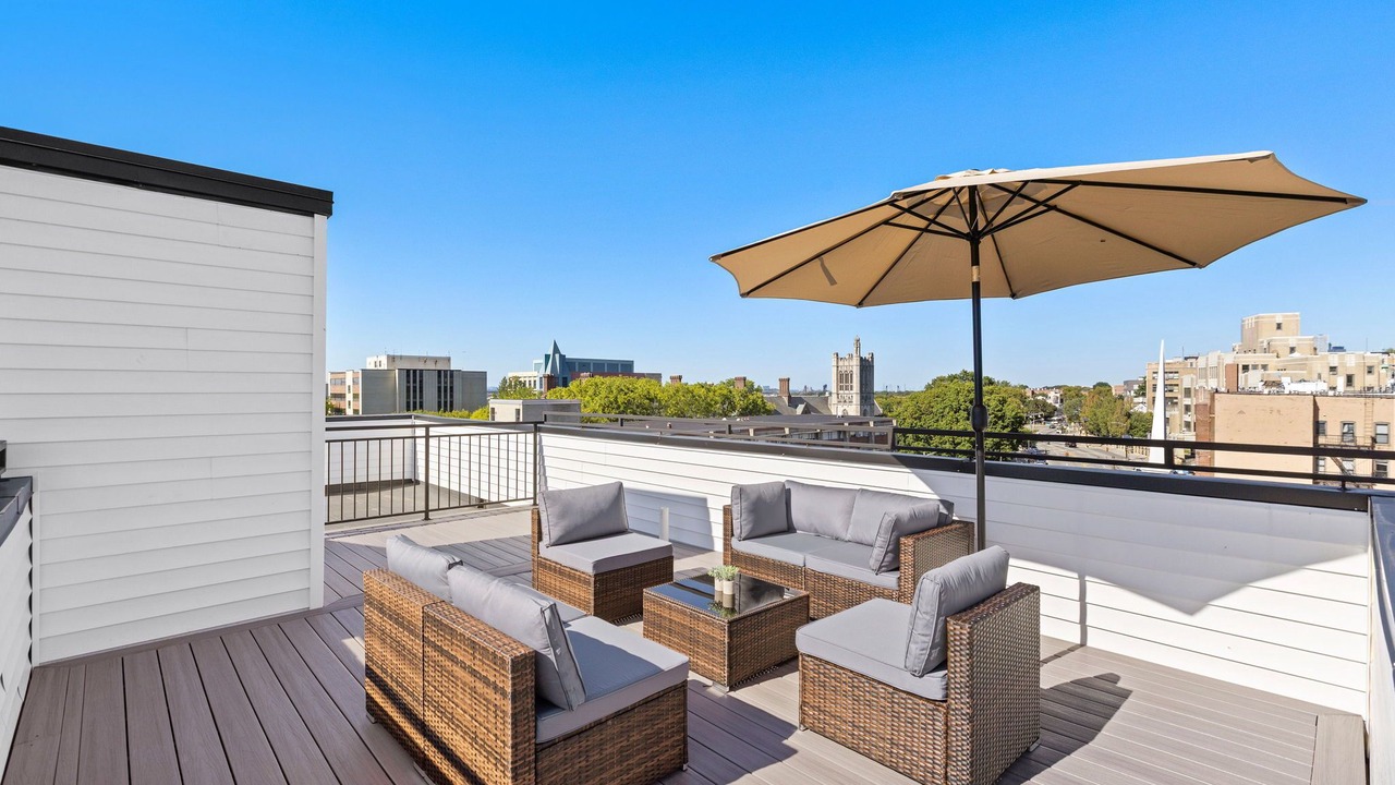 Photo of Patio Balcony in Jersey City