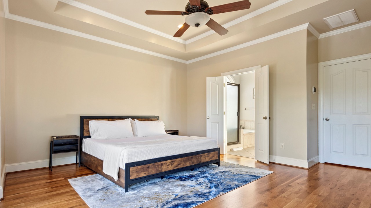 Photo of Bedroom in Greenville - Spartanburg