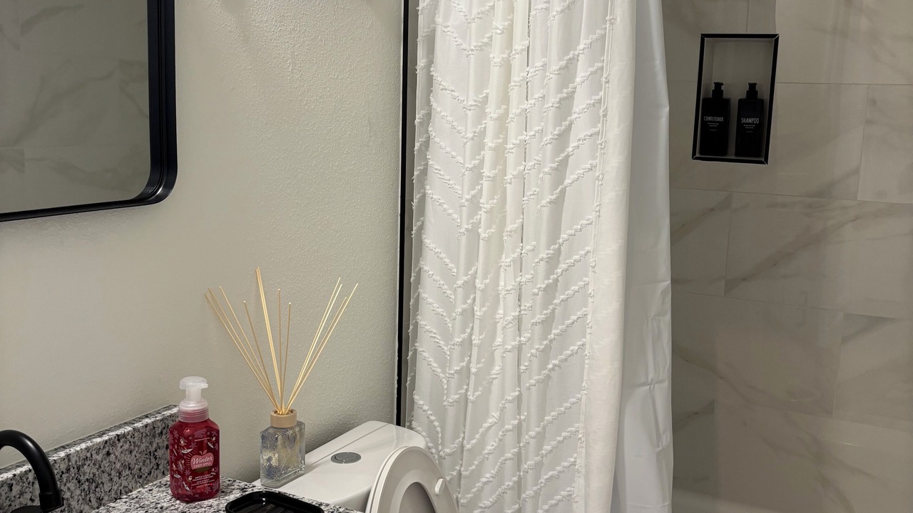 Photo of Bathroom in Sulphur Springs