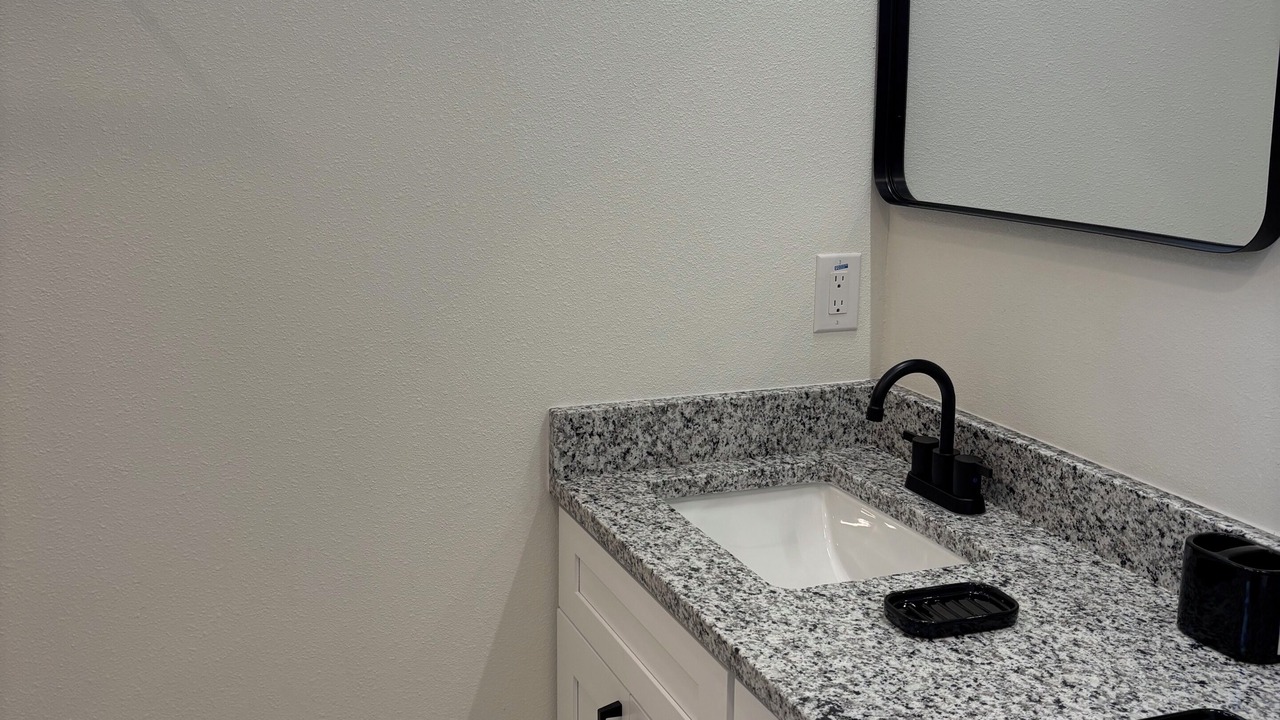 Photo of Bathroom in Sulphur Springs