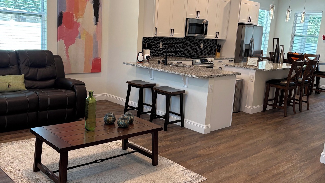 Photo of Livingroom in Sulphur Springs