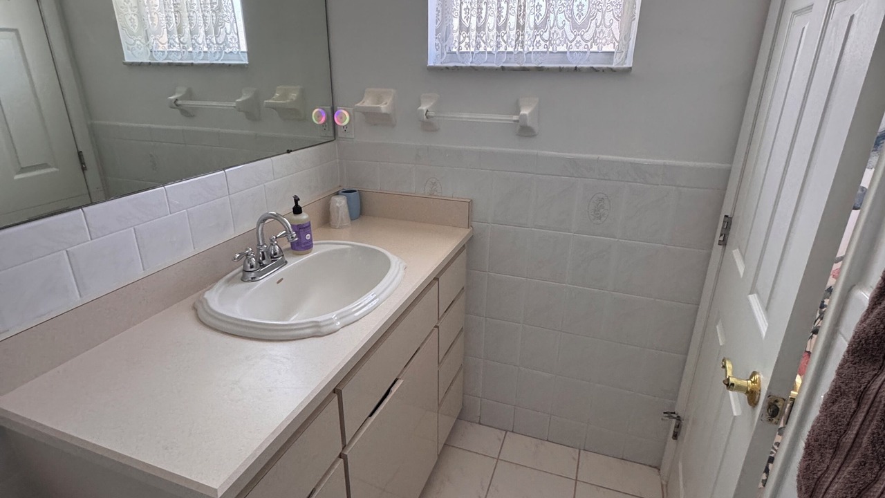 Photo of Bathroom in Ormond Beach