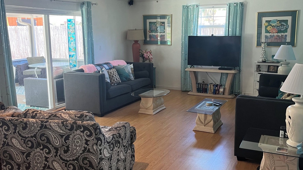 Photo of Livingroom in Ormond Beach
