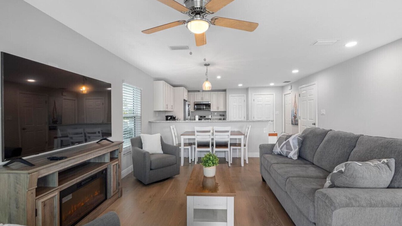 Photo of Livingroom in Tampa