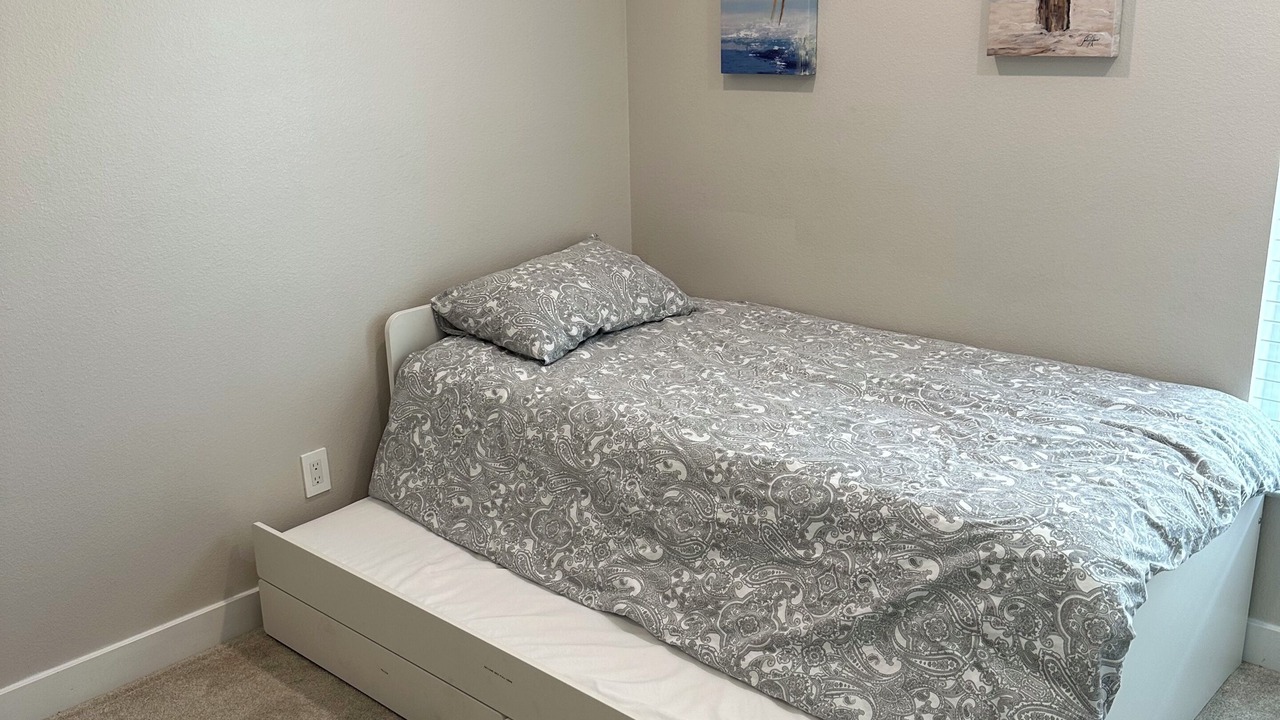 Photo of Bedroom in Florida Pines